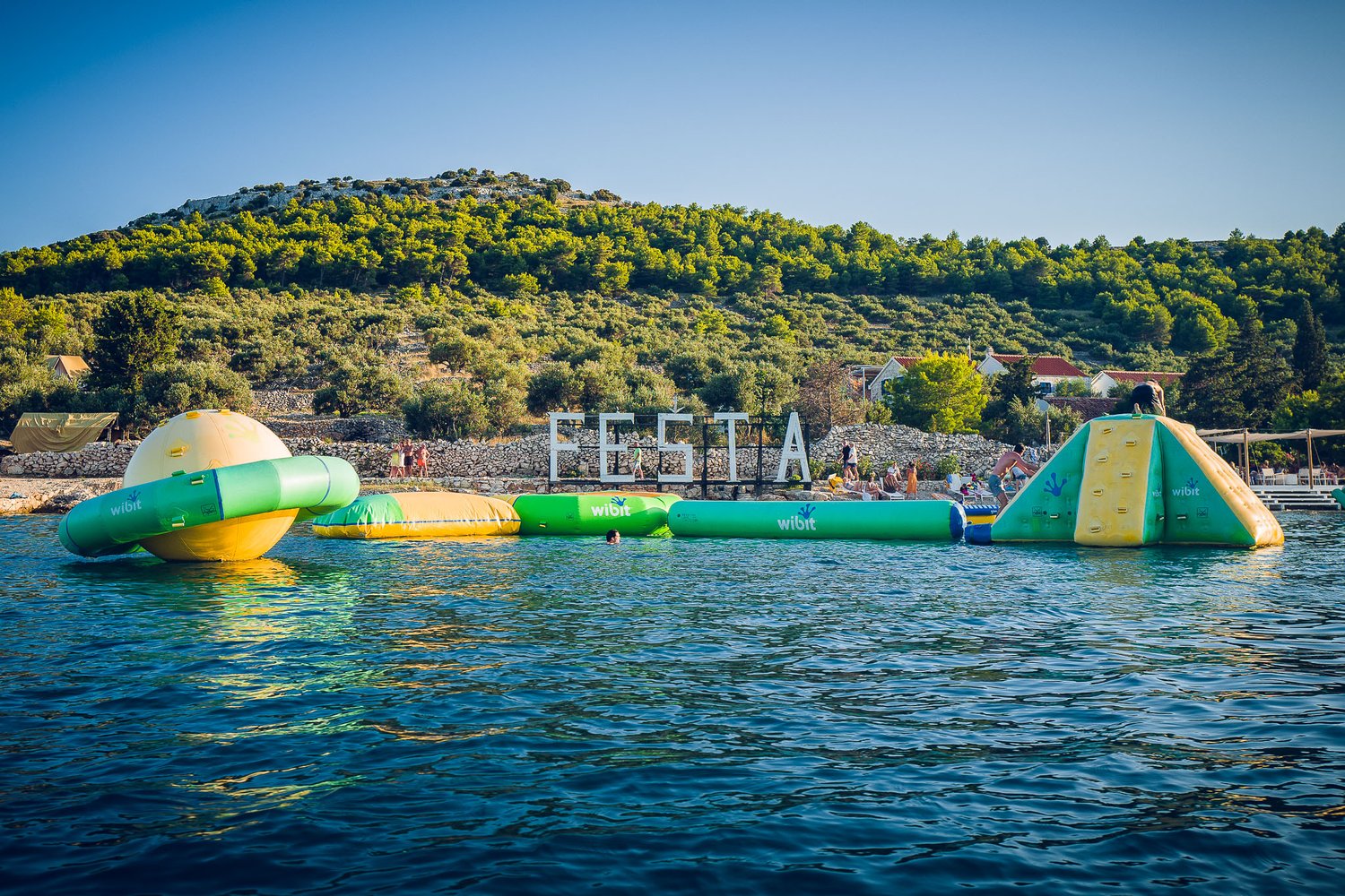 2019_08_L1150676.jpg