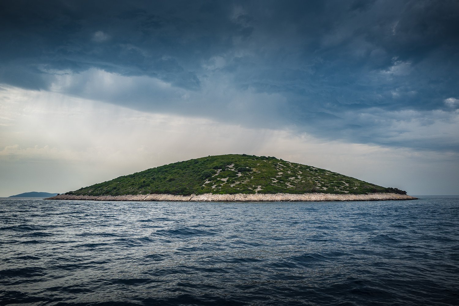 2019_08_L1160560.jpg
