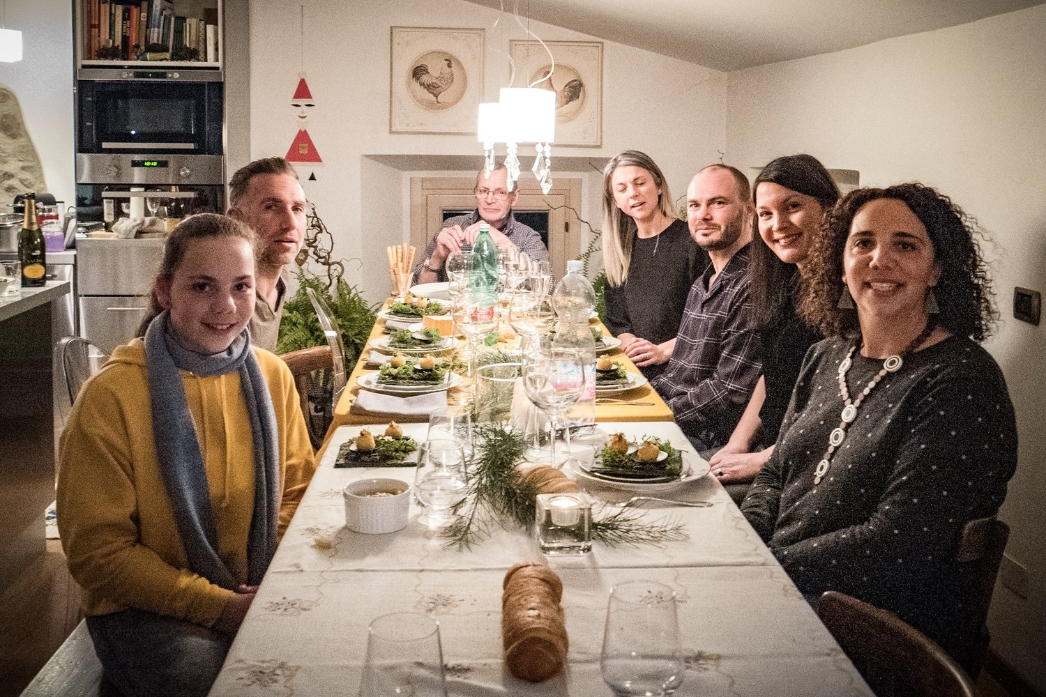  And the Xmas table, sitting down for one of the many meals on Xmas Day. 