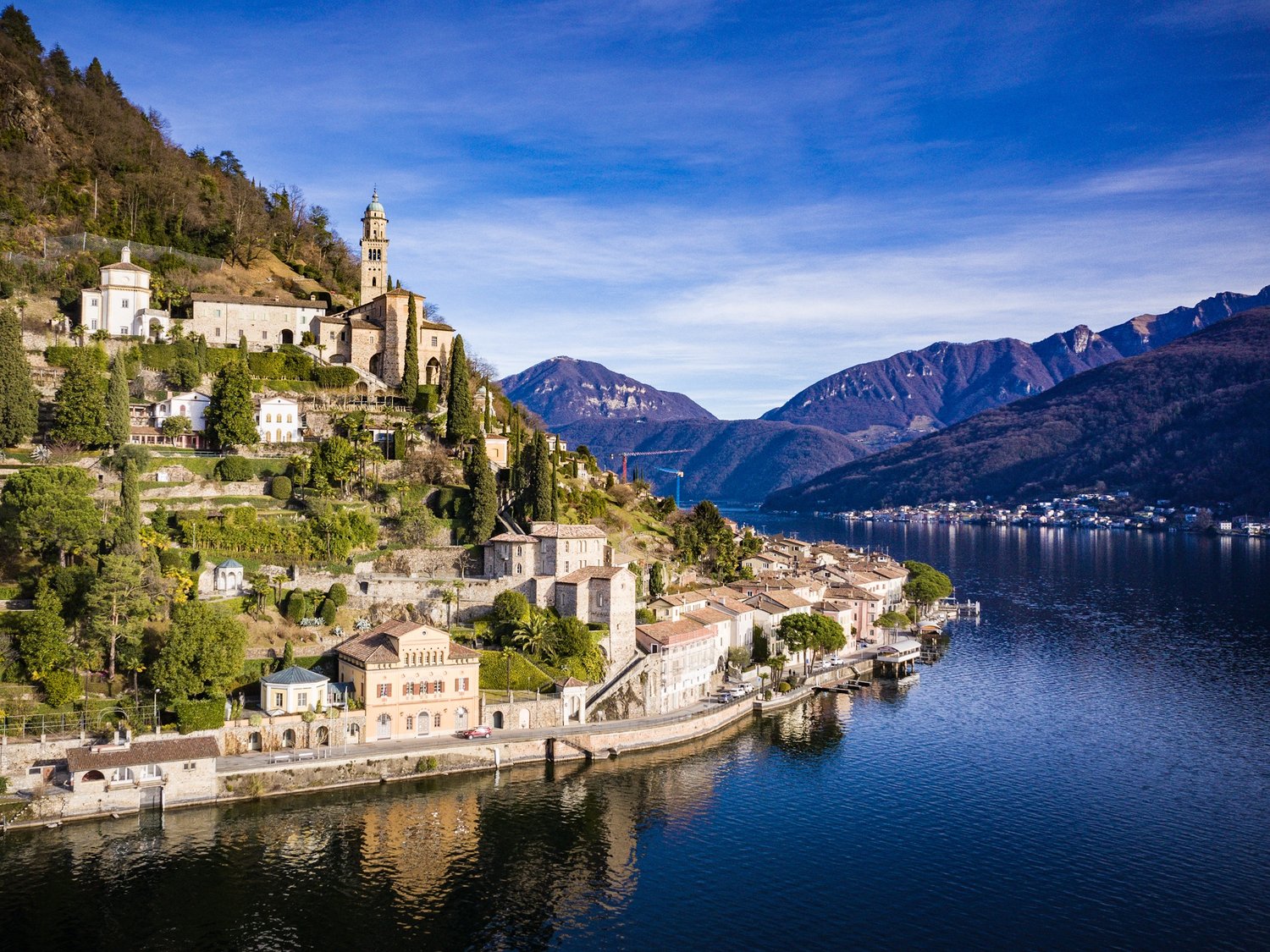  Gorgeous Lake Lugano overlooking Switzerland 