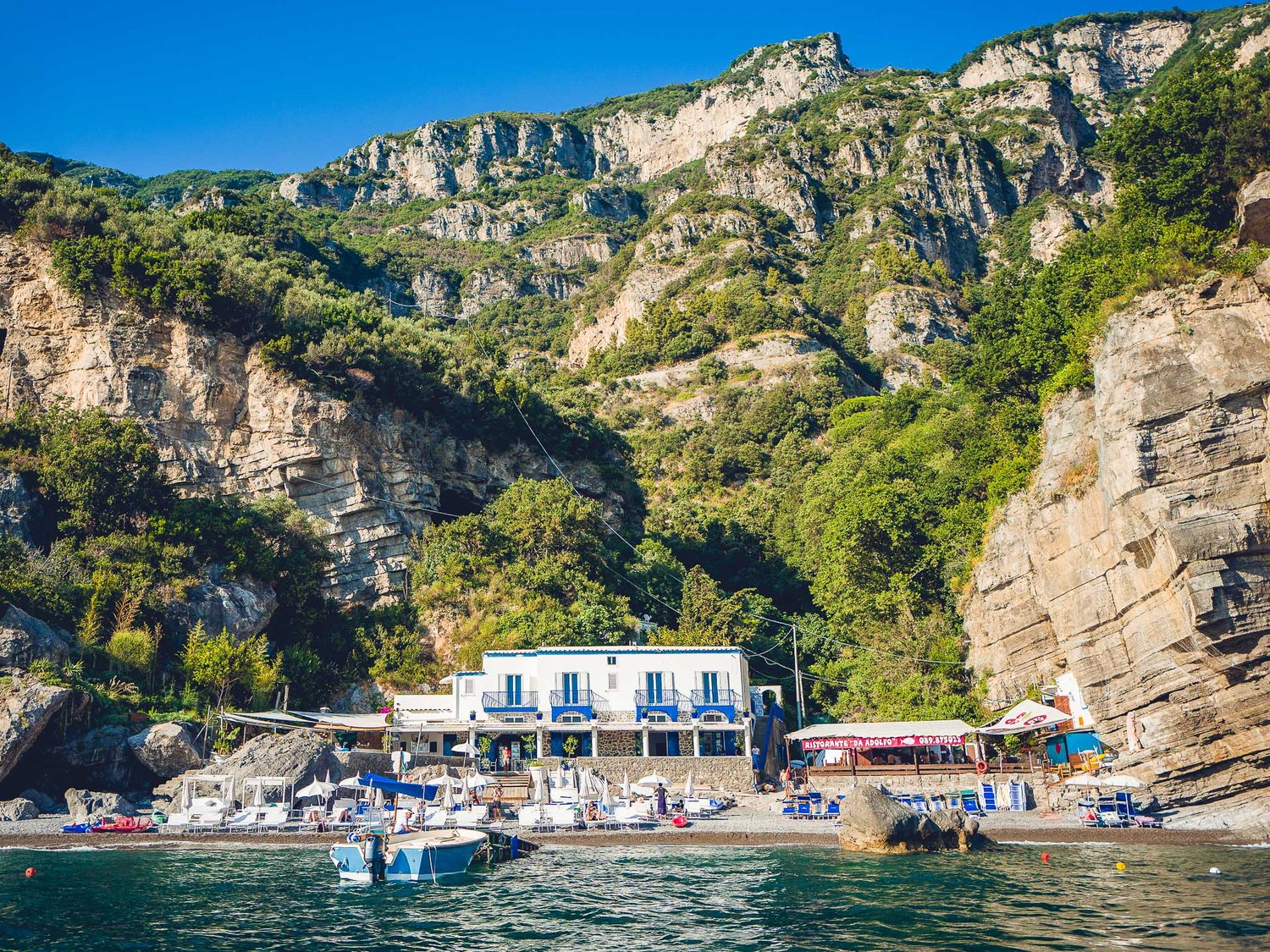  The next day I headed out early to explore Positano before the crowds. 